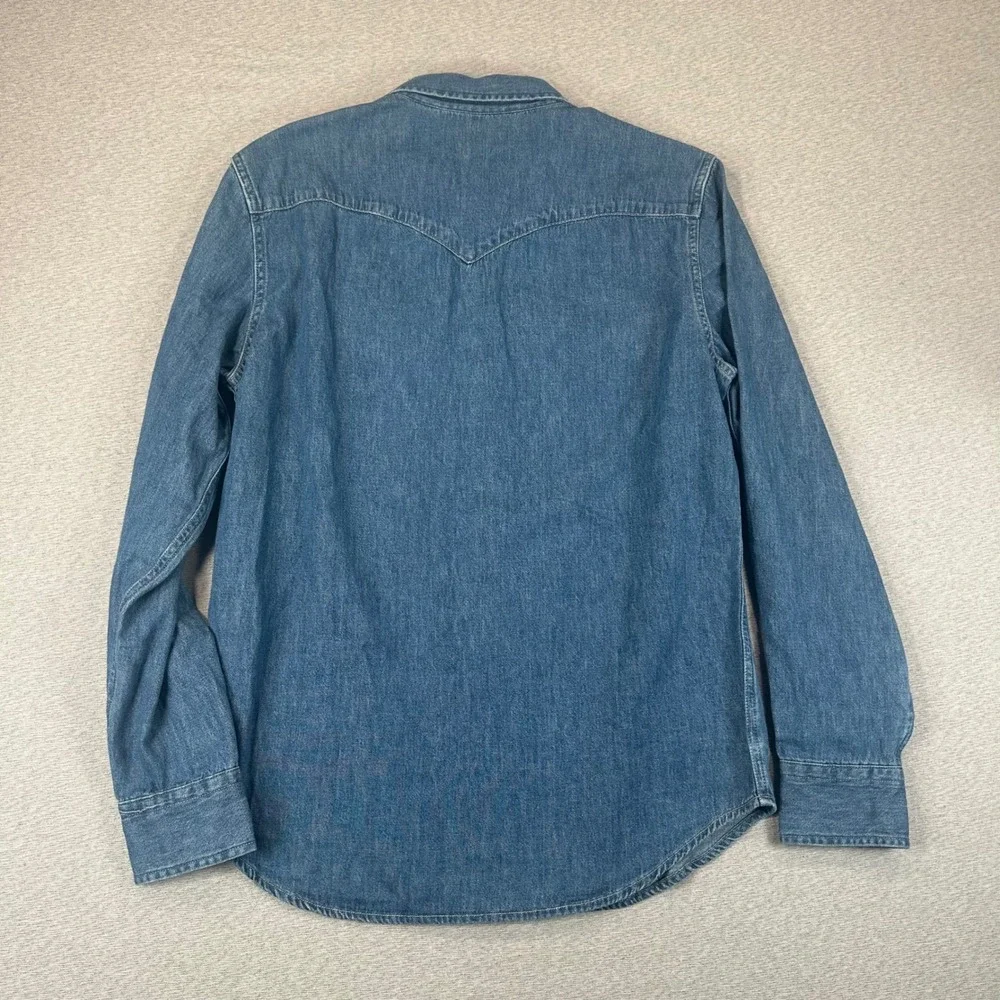 NWT Levis Denim Shirt Mens Medium Blue The Western Standard Fit Snap Button